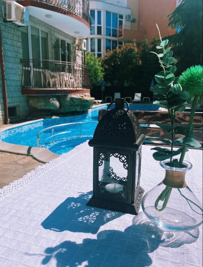 Hotel Dolphin Равда Екстериор снимка